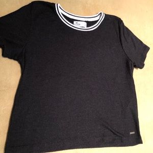Hollister Black Waffle Knit Top Size Small